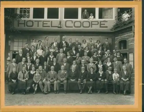 Foto Heiligenstein Elsass Bas Rhin, Hotel Coope, Gruppenaufnahme