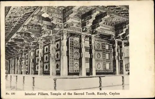 Ak Kandy Sri Lanka Ceylon, Innensäulen, Tempel des Heiligen Zahns