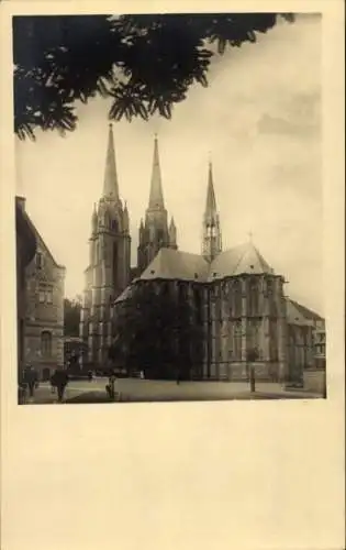 Ak Marburg an der Lahn, Elisabethkirche, Blick von der Deutschhausstraße