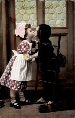 Ak Glückwunsch Neujahr, Schornsteinfeger, Liebespaar, Kuss