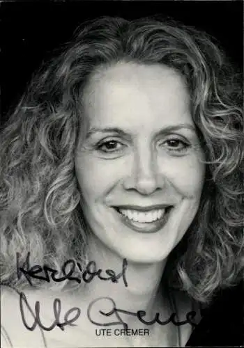 Ak Schauspielerin Ute Cremer, Portrait, Autogramm