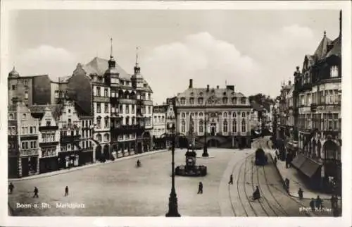 Ak Bonn am Rhein, Marktplatz, Denkmal, Altes Rathaus, Straßenbahn