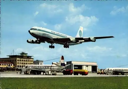 Ak Leinfelden Echterdingen, Flughafen Stuttgart, Passagierflugzeug Pan American, Shell Tankwagen