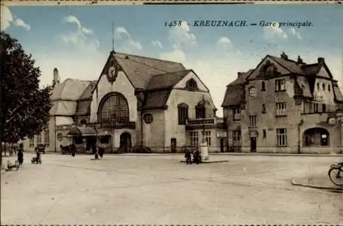 Ak Bad Kreuznach in Rheinland Pfalz, Hauptbahnhof, Straßenseite