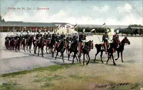 Ak Saint Cyr l'Ecole Yvelines, Kavallerie, französische Soldaten