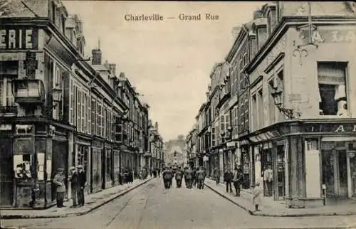 Ak Charleville Marne, Hauptstraße