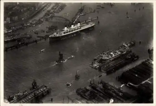 Ak Hamburg, Elbe, Schnelldampfer Cap Arcona, HSDG, Flugbild