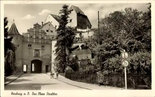 Ak Neuburg an der Donau Oberbayern, Oberes Stadttor