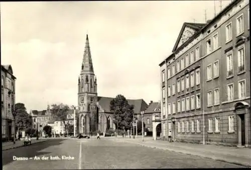 Ak Dessau in Sachsen Anhalt, kath. Kirche