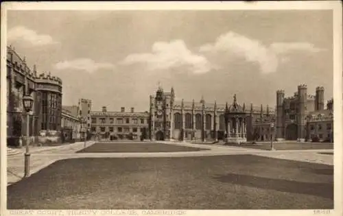 Ak Cambridge East England, Trinity College, Großer Gerichtshof