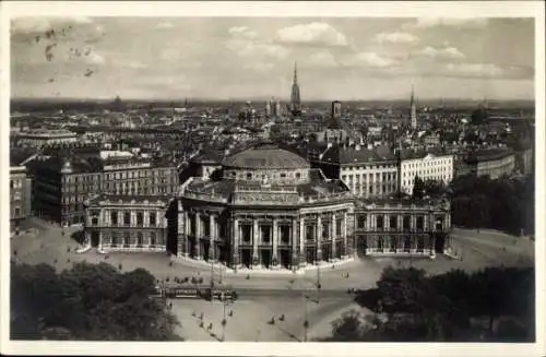 Ak Wien 1 Innere Stadt, Panorama vom Rathaus, Burgtheater