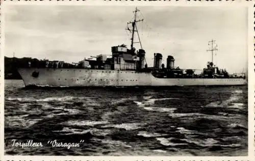 Ak Französisches Kriegsschiff, Ouragan, Croiseur