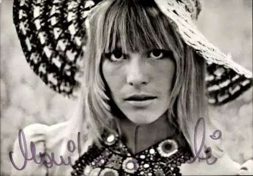 Foto Schauspielerin Monika Lundi, Portrait, Autogramm