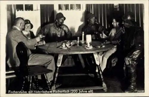 Ak Wasserburg am Bodensee Schwaben, Hotel Krone, Fischerstube mit Fischertisch