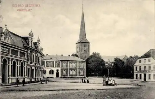 Ak Bad Segeberg, Blck auf den Marktplatz, Zentral Hotel, Kirchturm