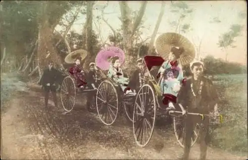 Ak Japan, Mädchen in japanischer Tracht, Rikscha-Fahrer, Sonnenschirm