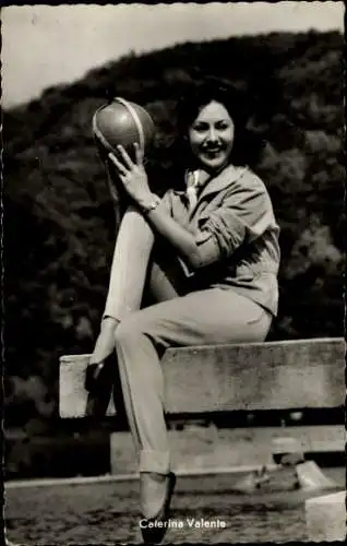 Ak Schauspielerin und Sängerin Caterina Valente, Portrait