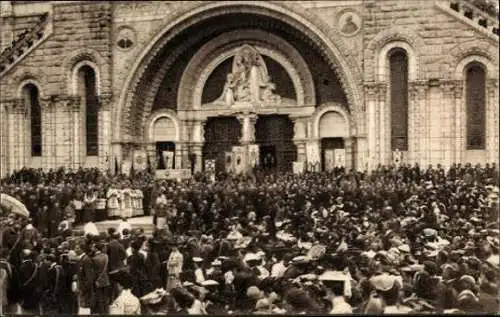 10 alte Ansichtskarten Lourdes Hautes Pyrénées, Diverse Ansichten