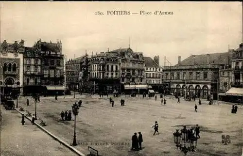 10 alte Ansichtskarten Poitiers Vienne, Diverse Ansichten