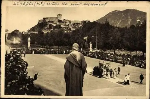 8 alte Ansichtskarten Lourdes Hautes Pyrénées, Diverse Ansichten