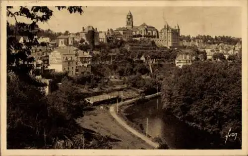 Ak Uzerche Corrèze, vue generale prise de la Pomme