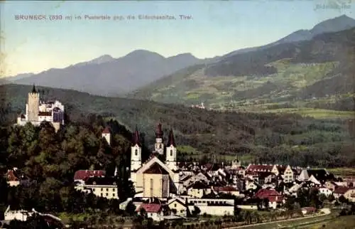 Ak Bruneck Brunico Südtirol, Panorama, Kirche, Schloss, Pustertal, Eidechsspitze