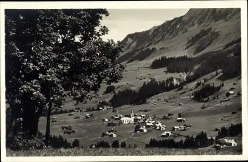 Ak Riezlern Mittelberg Vorarlberg, Gesamtansicht mit Söllereck