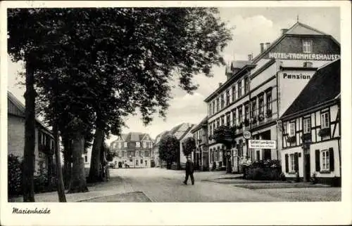 Ak Marienheide in Nordrhein Westfalen, Straßenpartie, Hotel Trommershausen