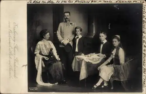 Ak Franz Ferdinand mit seiner Familie, Gruppenportrait, BKWI