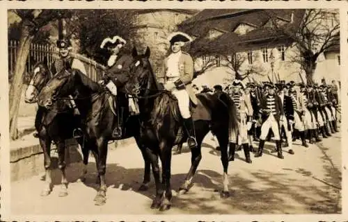 Foto Ak Bautzen in der Oberlausitz, 300 Jahrfeier Fest der Lausitz 1935, historische Uniformen
