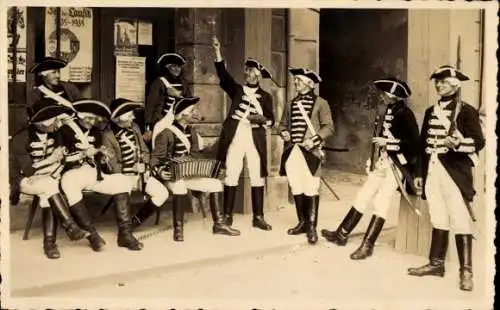 Foto Ak Bautzen in der Oberlausitz, 300 Jahrfeier Fest der Lausitz 1935, historische Uniformen