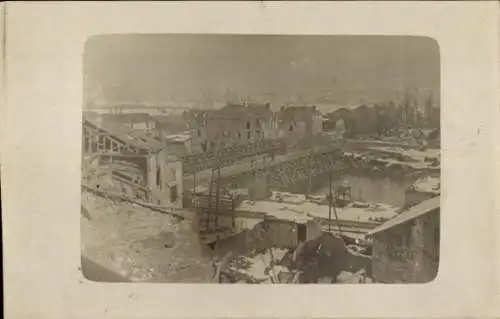 Foto Ak Verdun Meuse, Stadtansicht, Kriegszerstörungen, I WK