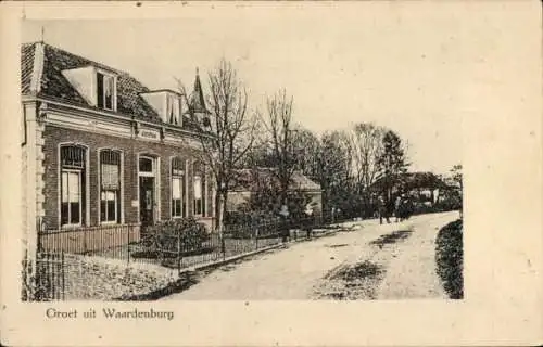 Ak Waardenburg Gelderland Niederlande, Straßenpartie, Haus