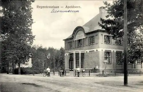 Ak Apeldoorn-Gelderland, Regentesselaan