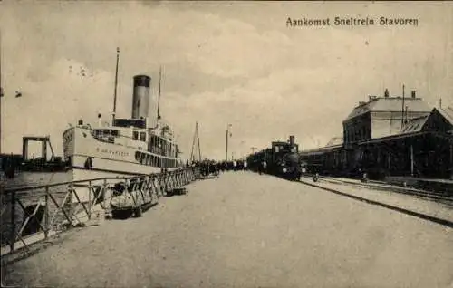 Ak Staveren Stavoren Fryslân Niederlande, Ankunft des Expresszuges