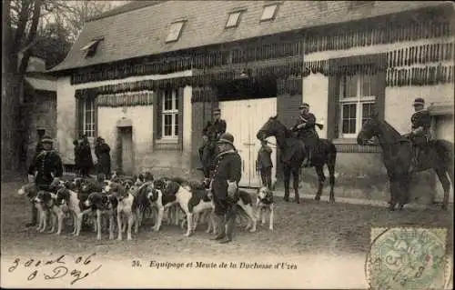 AK-Besatzung und Rudel der Herzogin von Uzès
