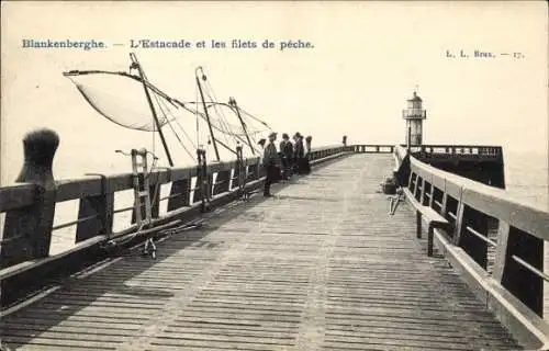 Ak Blankenberghe Blankenberge Westflandern, l'Estacade et les filets de peche