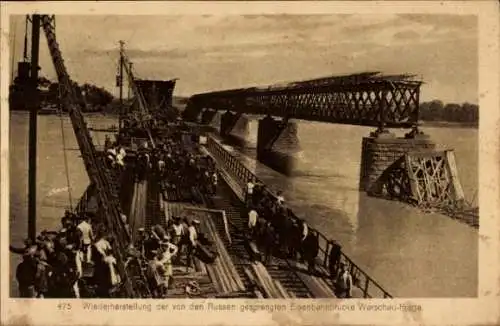 Ak Warszawa Warschau Polen, Wiederherstellung Eisenbahnbrücke, von Russen gesprengt, Bauarbeiter