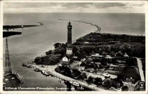 Ak Chorzelin Osternothafen Świnoujście Swinemünde Pommern, Leuchtturm, Mole, Fliegeraufnahme