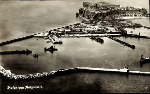 Ak Nordseeinsel Helgoland, Totalansicht, Hafen, Fliegeraufnahme