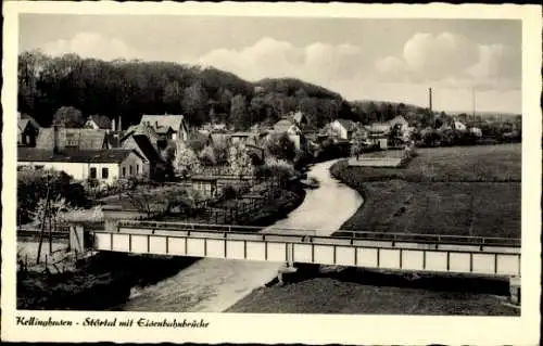Ak Kellinghusen in Schleswig Holstein, Störtal mit Eisenbahnbrücke