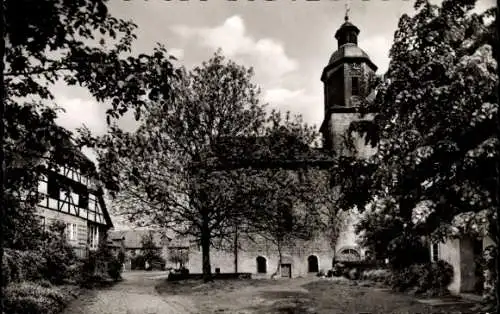 Ak Lippoldsberg Wahlsburg Weserbergland, Kirche, Fachwerkhaus