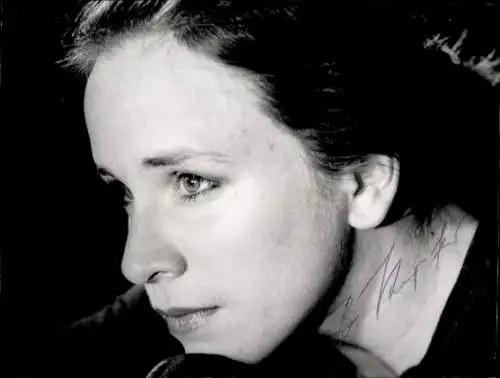 Ak Schauspielerin Bettina Kupfer, Profil-Portrait, Autogramm