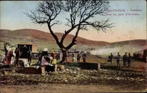 Ak Thessaloniki Griechenland, Brunnen in der Nähe des Artillerieparks