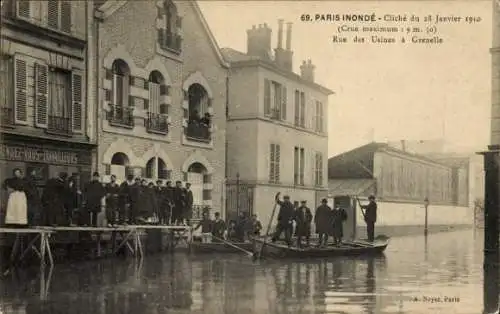 Ak Paris XV., Überschwemmung der Seine 1910, Rue des Usines in Grenelle