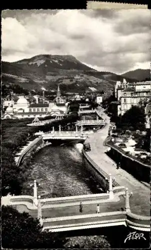 Ak La Bourboule Puy-de-Dôme, vue des Ponts sur la Dordogne