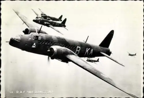 Ak Britisches Militärflugzeug, Vickers Wellington, Royal Air Force