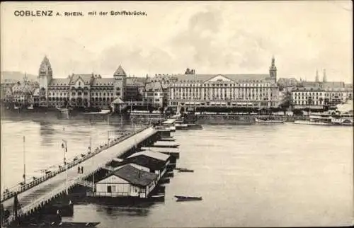 Ak Koblenz Rhein, Fluss mit der Schiffsbrücke, Gebäude