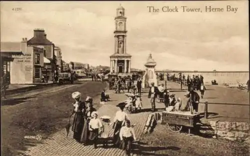 Ak Herne Bay Kent England, Der Glockenturm
