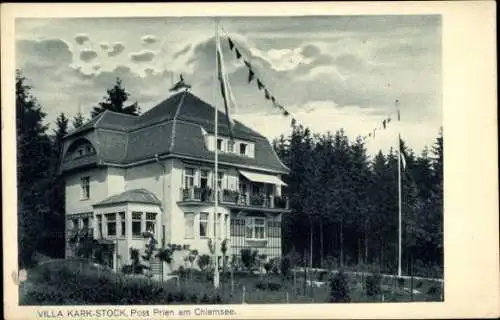 Ak Prien am Chiemsee Oberbayern, Villa Kark Stock, Gartenansicht, Waldrand, Flaggen